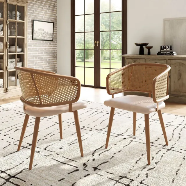 MEUNIQ eetkamerstoelen set van 2 met rotan rugleuning, PU leren zitting, armleuningen en metalen onderstel in beige bruin voor eetkamer en woonkamer beige brown