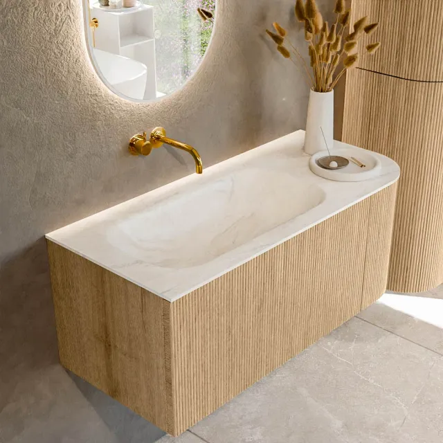 Mondiaz KURVE-DLUX 105 cm Onderkast Greeploos 1 Lade Met Deuren Oak, Wastafel Solid Surface Links Ostra 0 Kraangaten Zonder Spiegel (KRVBGS105R1L1D0KL-Oak/Ost)