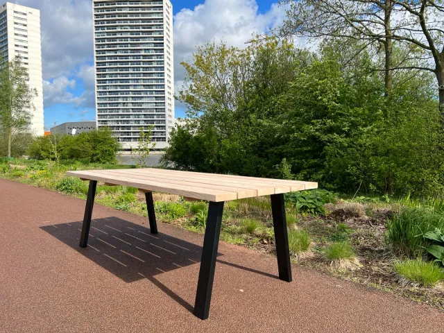 NordXL Douglas tuintafel Ronse