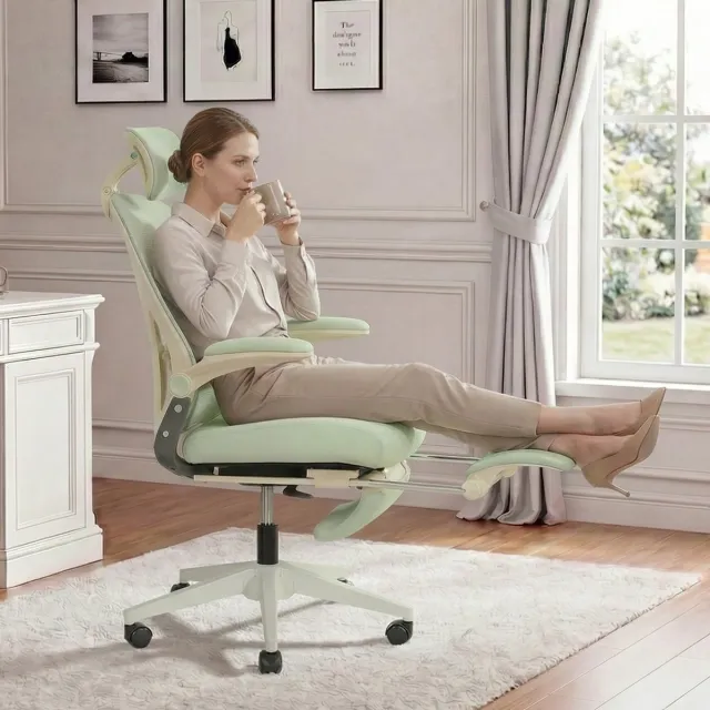OKWISH Bureaustoel - Verstelbare Ergonomische Bureaustoel 67 x 129 cm - Met 3D Hoofdsteun, Lendensteun, Kantelfunctie en Voetsteun - Voor Werk, Studie en Spel - Mesh en Schuim - Groen