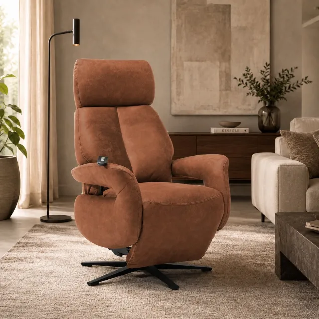 The Seats Relaxfauteuil Milo – Microleder – Sta-op stoel - Elektrisch Verstelbaar – Met Accu – 2 Motoren – 360° Draaibaar – Cognac