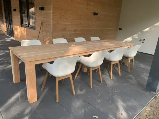 NordXL Douglas tafel Asante met blokpoten