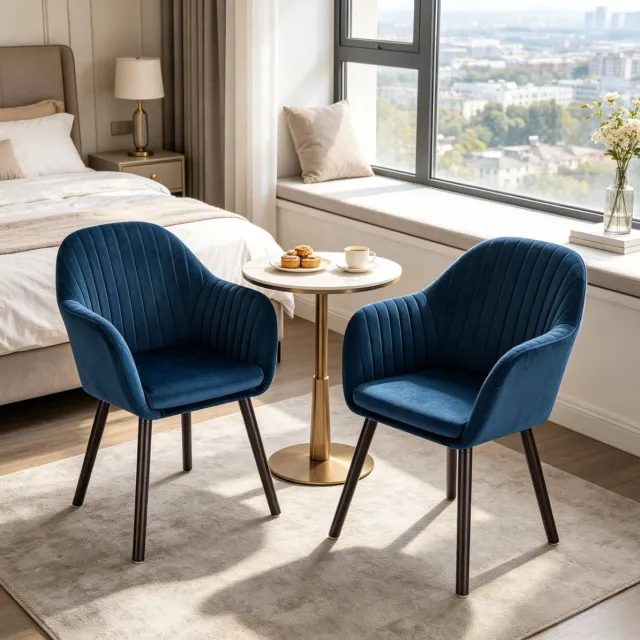 OKWISH Eetkamerstoel - Set Van 2 - Kuipstoel Met Armleuningen - Velvet - Blauw En Zwart