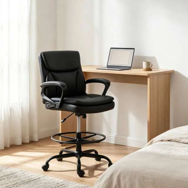 MIVRAY Bureaustoel 61 x 61 x 93 108 cm - Ergonomisch Met Verstelbare Zithoogte, Voetenring En Wielen - Voor Bureau En Werkplek - Zwart Kunstleer