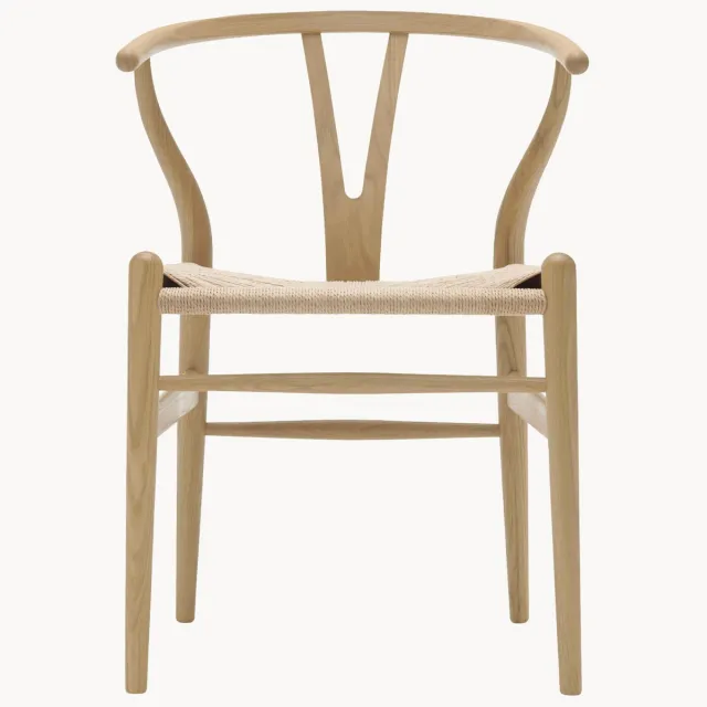 Carl Hansen & Søn Houten stoel CH24 Wishbone Chair met handgevlochten zitvlak Beige