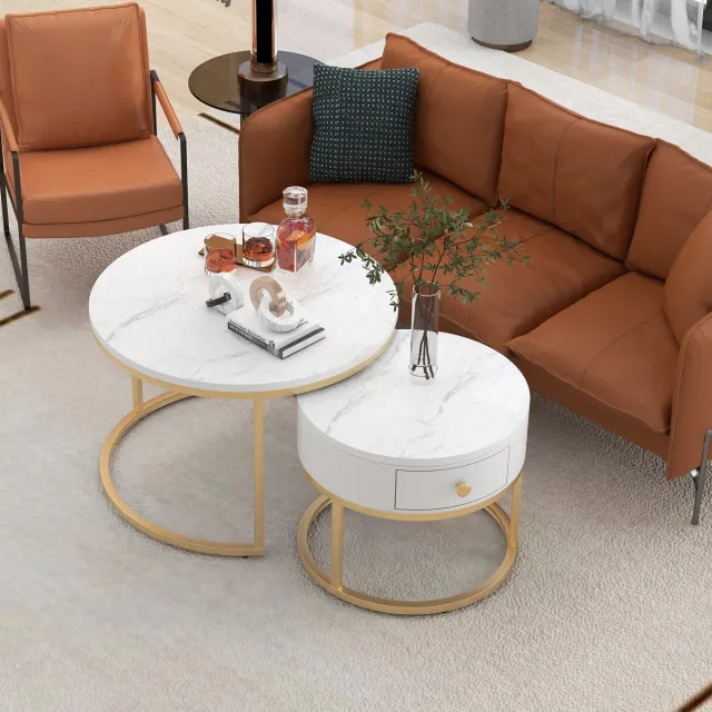OKWISH Salontafel Set – Rond Nestbaar 2-Delig – Hoogglans Marmerprint – Modern Licht Luxe Met Gouden Metalen Frame – MDF Wit – 70×70×48 cm & 50×50×43.5 cm