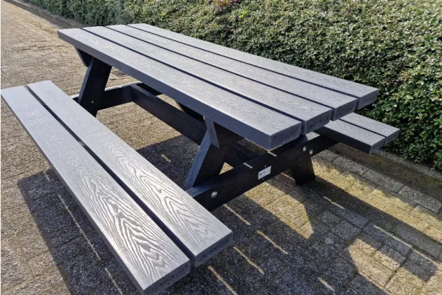 Rockwood® Picknicktafel Woodblend Egyptian Stone - Zwaar Kunststof (50mm dik) Houtnerf 3.60m Naturel