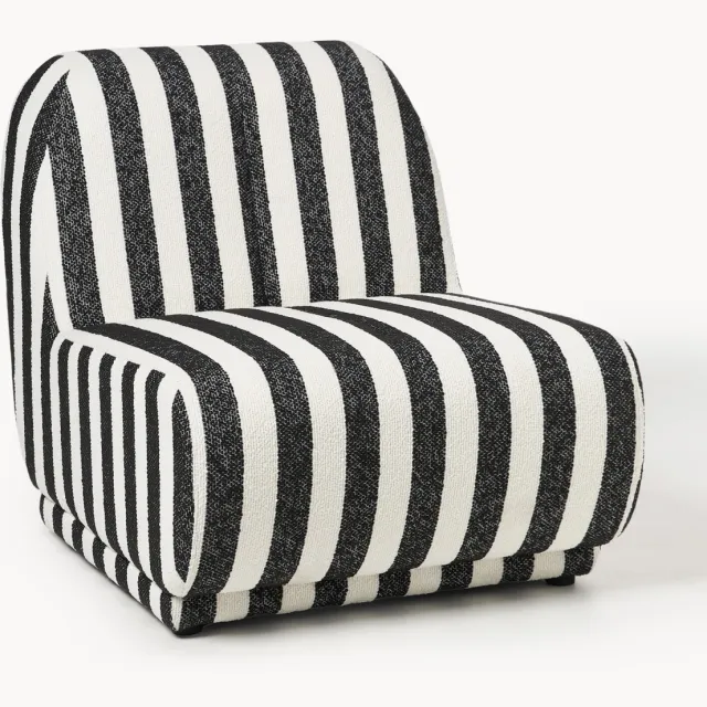 Westwing Collection Gestreepte bouclé loungefauteuil Emie Wit, Zwart