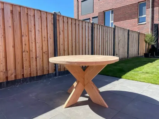 Ronde tuintafel Vico douglashout met matrixpoot