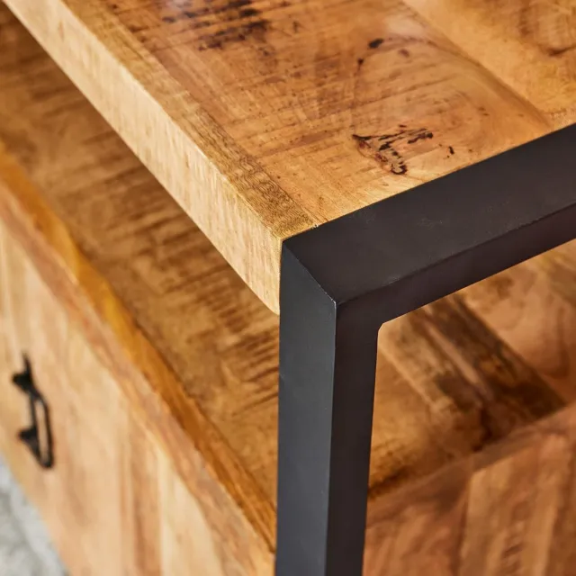 Medahomestore Industrieel Dressoir Boaz 135 cm – Mangohout & Metaal Kast – Opbergkast met 3 Deuren – TV Meubel – Handgemaakt Industrieel Design – 135x45x80 cm – Zwart – MedaHomeStore Zwart / Natuurlijke houtkleur