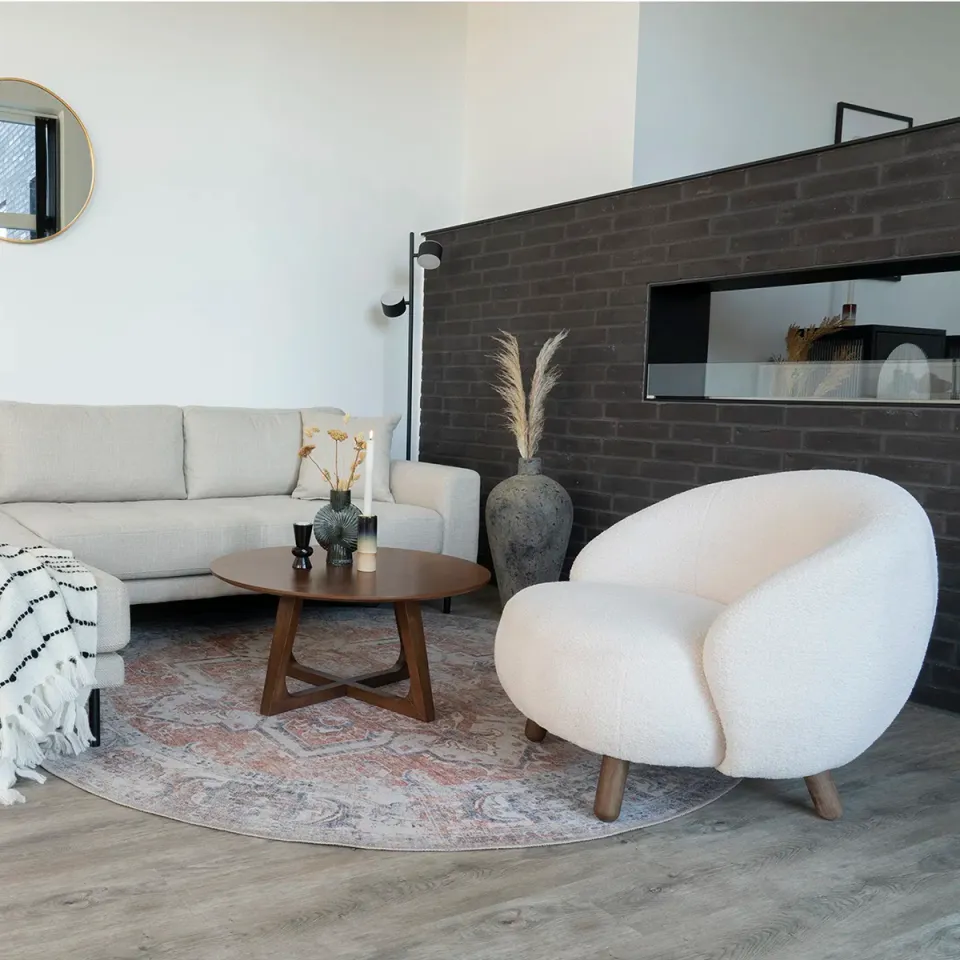 Artichok Mona fauteuil teddystof wit - met walnoot kleur poten, foto 4