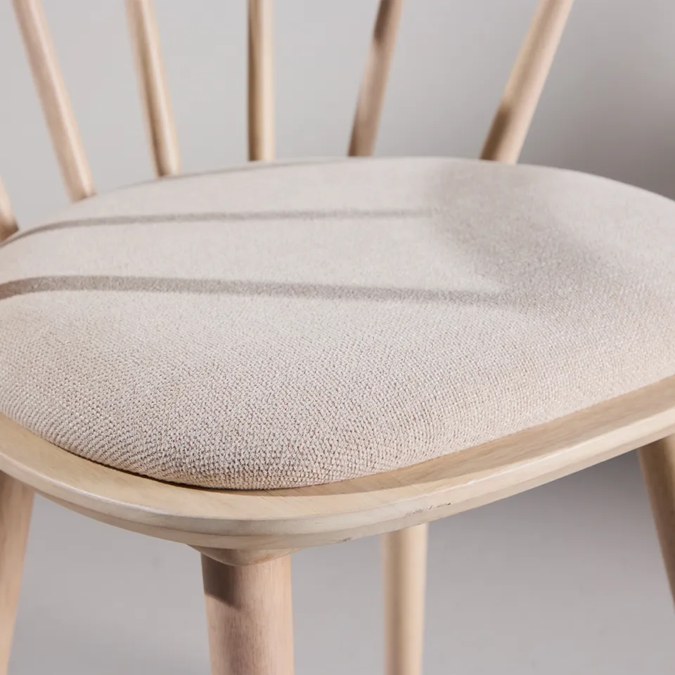Nest living Paco houten spijlen eetkamerstoel met vast zitkussen - whitewash, foto 5