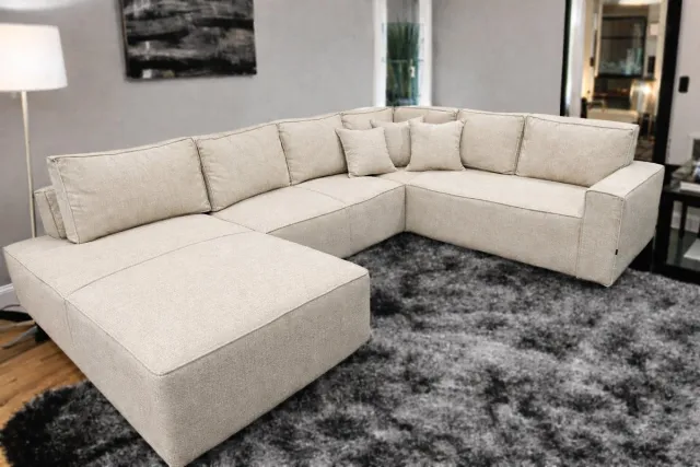 King MATRAS Moderne U-Vormige Hoekbank – Koningstijl - Dove Textiel – Royale Zit- en Loungebank – Inclusief Rugkussens – Luxe Bank voor Woonkamer