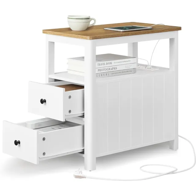 FurnStar Smalle Bijzettafel met Stopcontact – 2 Laden – Tafel voor Kleine Ruimtes – Maritiem Design – Walnootbruin & Wit