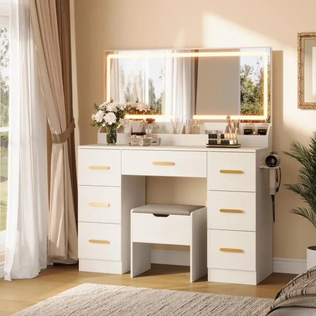 Mihtrov Kaptafel - Make Up Tafel - Inclusief Krukje - Groots Spiegel met LED Verlichting - Met Stopcontacten & USB-poorten - 3 Lichtkleuren - 7 Laden en 4 Opbergvakjes - Eenvoudige Montage - 138H x 116L x38B cm - Voor Slaapkamer Kleedkamer - Wit