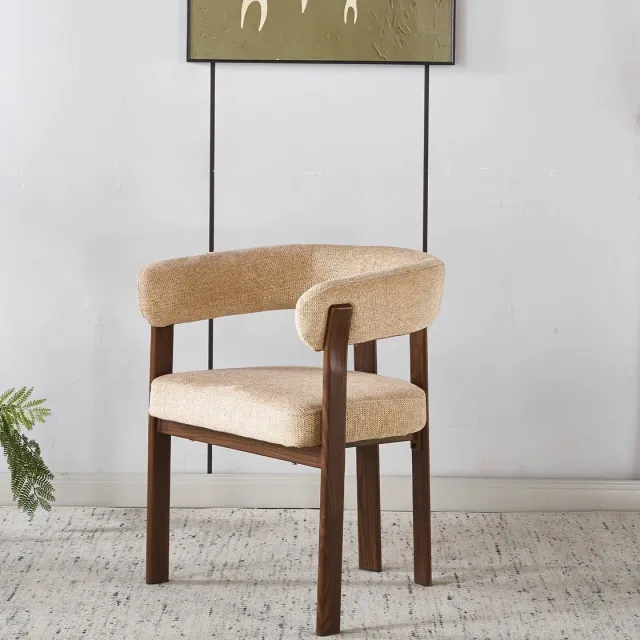 BonBonVibes Eetkamerstoel Tammy Bruin – Japandi Eetstoel met Walnoot Uitstraling & Chenille Stof – Japanse Stijl Stoel met Zachte Bekleding – Decoratieve Zitstoel voor Eetkamer, Woonkamer & Eettafel