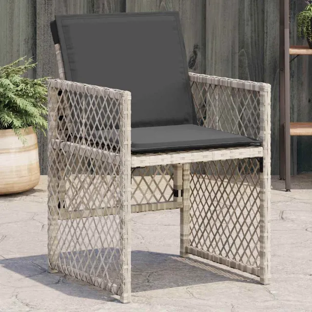 vidaXL Tuinstoelen 4 st met kussens poly rattan lichtgrijs