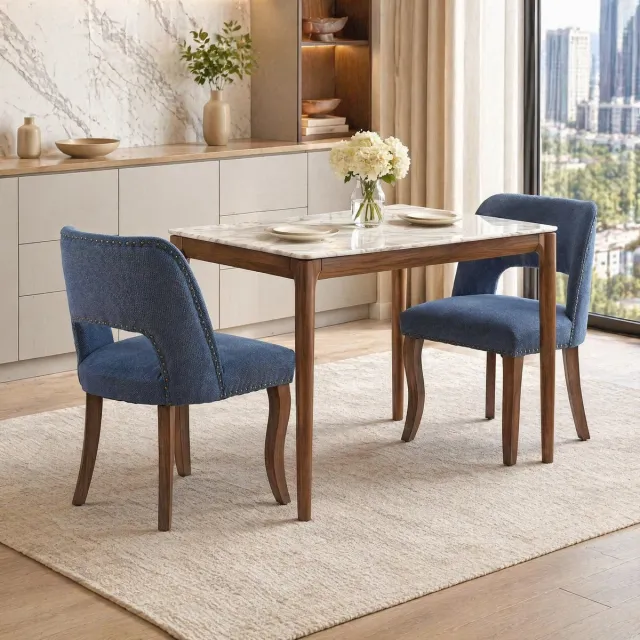 MEUNIQ Set van 2 blauwe eetkamerstoelen met gestoffeerde zitting, opengewerkte rugleuning, houten poten en klassieke uitstraling voor de eetkamer Blue