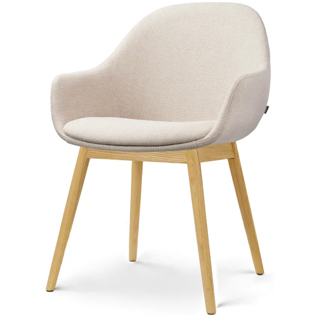 Nolon Nio-Mae eetkamerstoel bouclé beige - houten onderstel