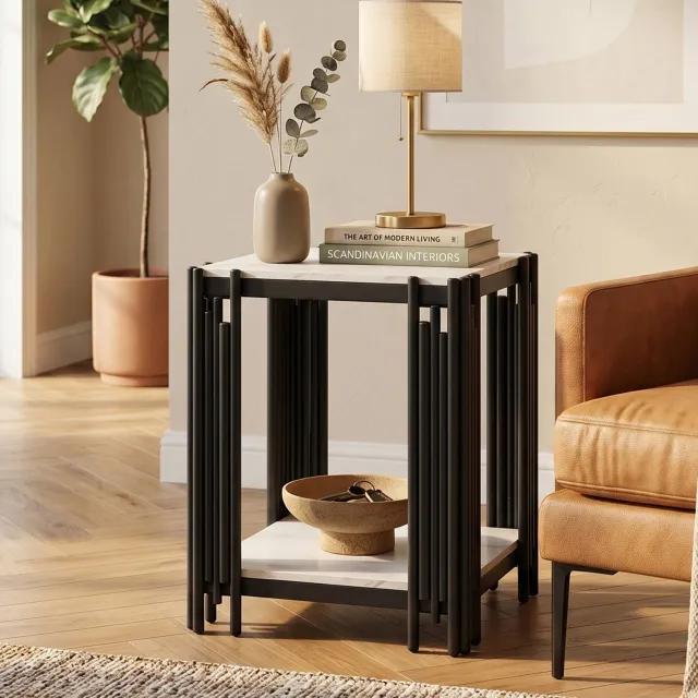 MEUNIQ bijzettafel en nachtkastje met 2 niveaus, marmerlook, wit blad en zwart metalen frame, 43 x 40 x 54,7 cm, voor woonkamer of slaapkamer