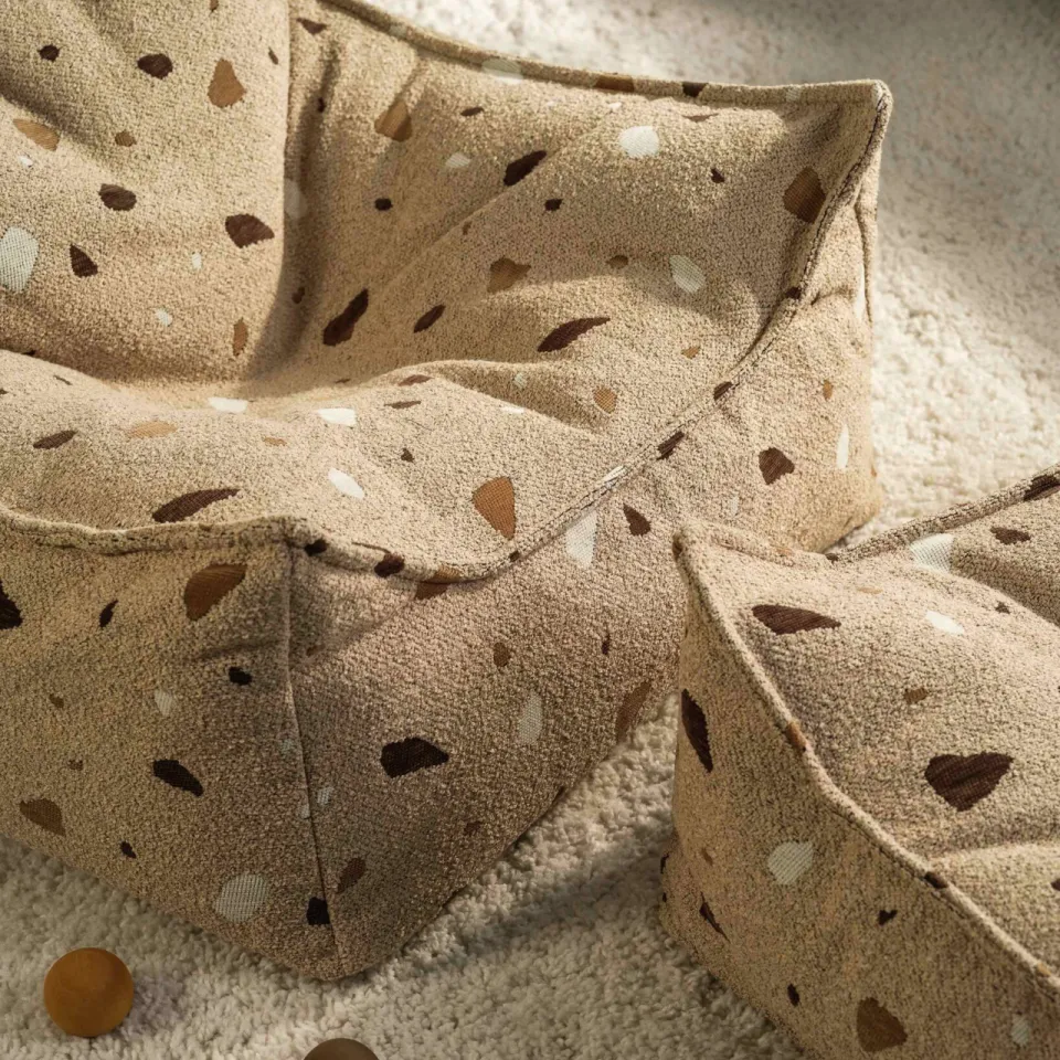 Wigiwama Terrazzo Zand Vierkante Ottoman, foto 6