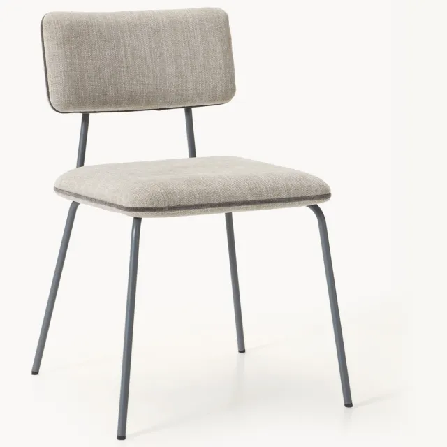 Westwing Collection Gestoffeerde eetstoel Nilda Taupe, Grijs