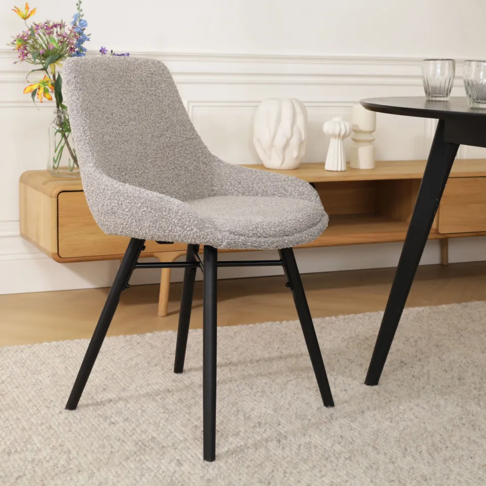 Nolon Nena-Isa eetkamerstoel bouclé taupe - zwart houten onderstel, foto 2