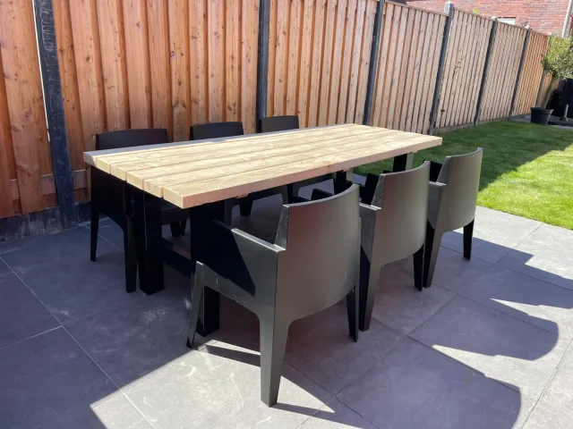Steigerhouten tafel Rock met industriële H poten