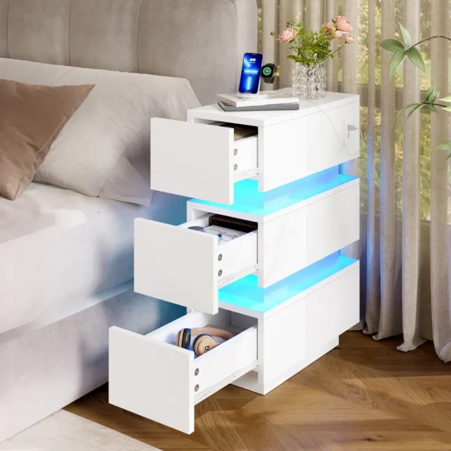 KOMHTOM Smal nachtkastje met stopcontact en led-verlichting – 3 lades, set van 2, veel opbergruimte voor de slaapkamer en woonkamer, wit, 20 x 40 x 59,5 cm