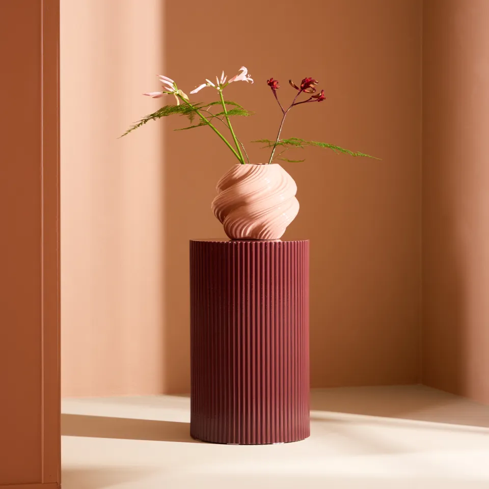 Nest living Asa houten bijzettafel bordeaux rood - Ø 31 cm, foto 3