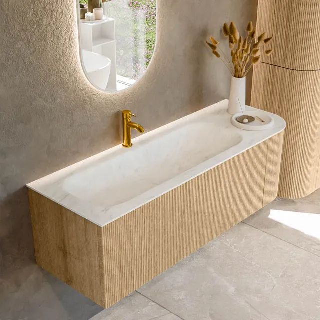 Mondiaz KURVE-DLUX 135 cm Onderkast Greeploos 1 Lade Met Deuren Oak, Wastafel Solid Surface Links Opalo 1 Kraangat Zonder Spiegel (KRVBGM135R1L1D1KL-Oak/Opa)