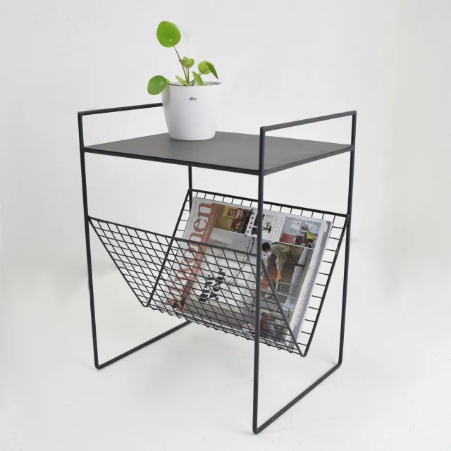 LOFT42 Maggy Bijzettafel met Tijdschriften- of Krantenbak Zwart