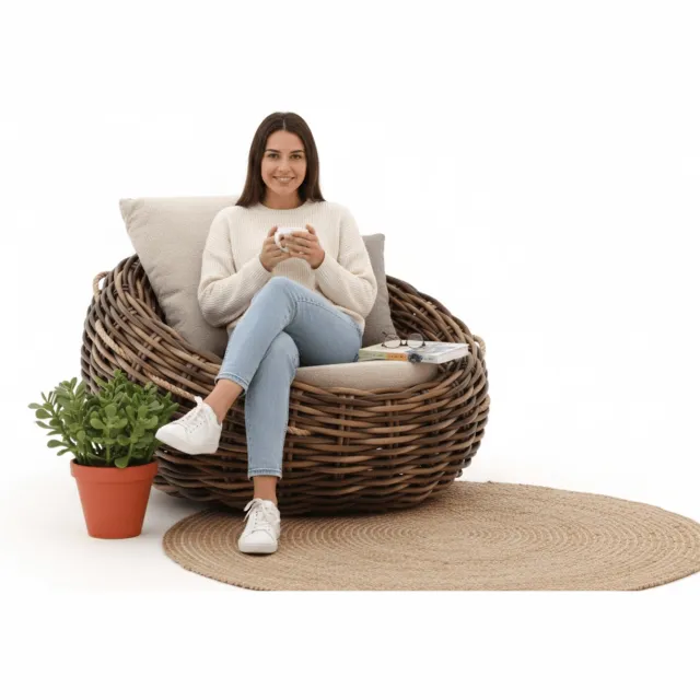 Apple Bee Cocoon Loungestoel | Mokka | Biculair® Vlechtwerk | BeeWett® Kussens