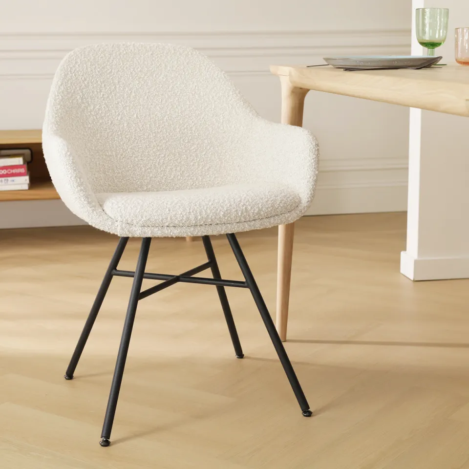 Nolon Noa-Mae eetkamerstoel bouclé beige - zwart onderstel, foto 2