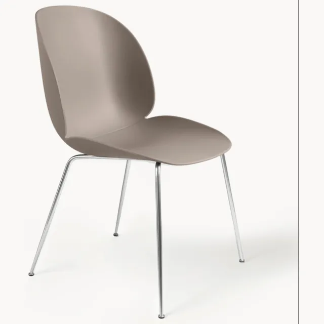 GUBI Kunststof stoel Beetle Bruin, Zilverkleurig