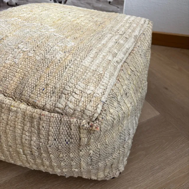 Unlimited Living Handgemaakte Marokkaanse Poef / Vloerkussen - Gevuld - 50x50 cm - Licht geel / Creme