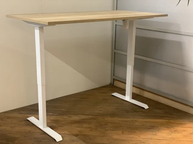 Celos FB01 - elektrisch zit sta bureau met memory - wit onderstel - halifax natuur eiken blad - NU MET GRATIS USB OPLADER! - 140 x 80 - NIEUW