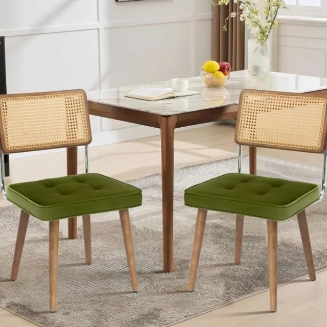 Danky Eetkamerstoel met Rotan Rugleuning - Zachte Fluwelen Zitting - Massief Houten Frame - Groen