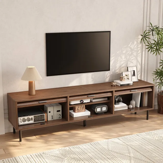 OKWISH TV Meubel - 3 Openschuivende Deuren - Met Verticale Ribbelstructuur - Opbergruimte Voor Woonkamer - Walnoot - 180x40x55 Cm Walnut