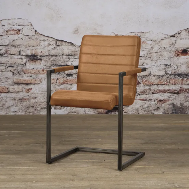 sidd Rocca armchair - Bull cognac