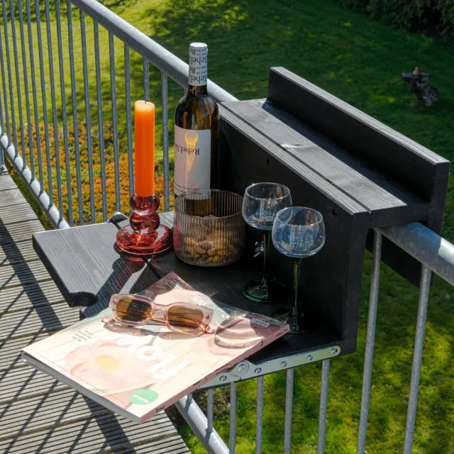 GoudmetHout Balkontafel Hangend & Inklapbaar - 49 cm Hout - Inklapbare Balkonbar - Klap tafel Klein - Hangtafel Buiten - Relingdikte vanaf 9 t/m 14 cm - Bijzettafel Balkon & Tuin tafeltje - Balcony Table - Black Wash Black wash (zelf beitsen)