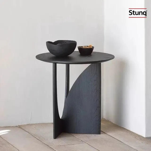 Stunq Ronde Bijzettafel Massief Hout Zwart Geometrisch Design