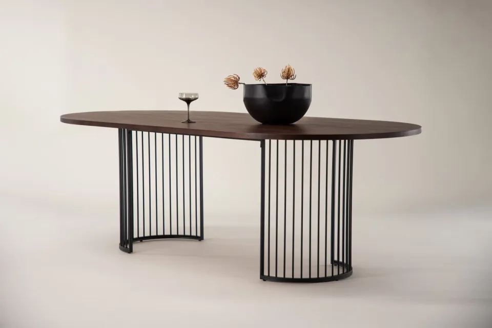 Nohr Emmauel ovale eettafel walnoot, foto 3