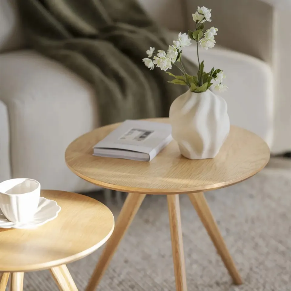 Rowico Home Yumi houten bijzettafels naturel - set van 2 - Ø 50 cm, foto 5