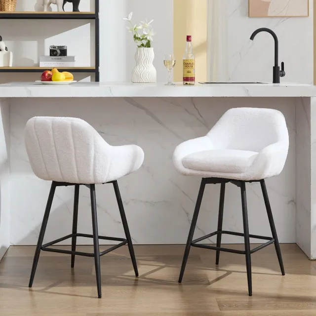 Triumpunpre Set van 2 Draaibare Counter Barstoelen - Gestoffeerde Keukenstoelen Met Rug‑ En Armleuning - Verstelbare Voetsteun - Metalen Onderstel voor Keukeneiland Thuisbar - Teddyfluweel Wit