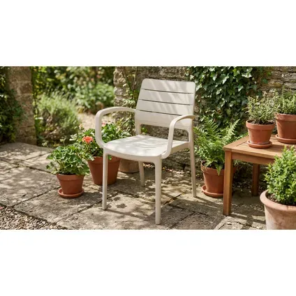Keter Tuinstoel Porto - Stapelbaar - Kunststof - Grijs - 56,5 X 53,5 X 82cm, foto 4