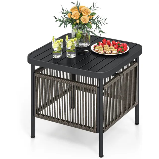 Costway Bijzettafel voor buiten, weerbestendig, rotan tuintafel met paraplugat, kleine balkontafel, koffietafel voor tuin, balkon, terras, 56 x 56 x 49 cm Zwart