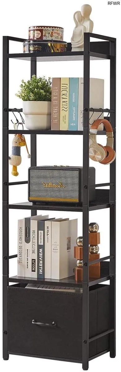 RFWR 5-laags Ladderplank met Opbergmand - Industriële Boekenplank met Stalen Frame voor Slaapkamer en Woonkamer - Smalle Boekenkast in Zwart