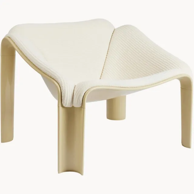 GUBI Loungefauteuil Beige, Wit