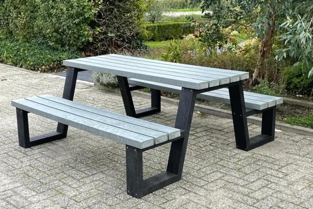 Rockwood® Picknicktafel Larix - Zwaar Kunststof - Quartz Brown 2.40m Naturel